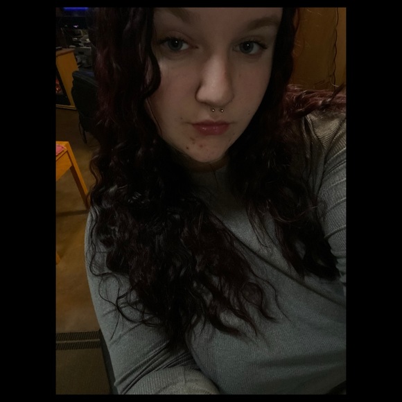 Meet your Posher, Lexi - Picture 2 of 8